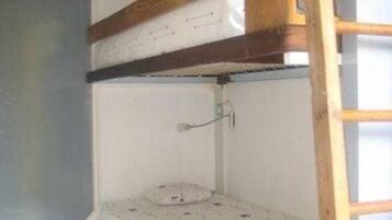 2 bedrooms, iron/ironing board