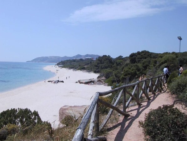 Beach nearby, beach towels