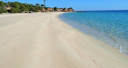 SANTA MARGHERITA DI PULA: Delightful apartment 150 meters from the sea