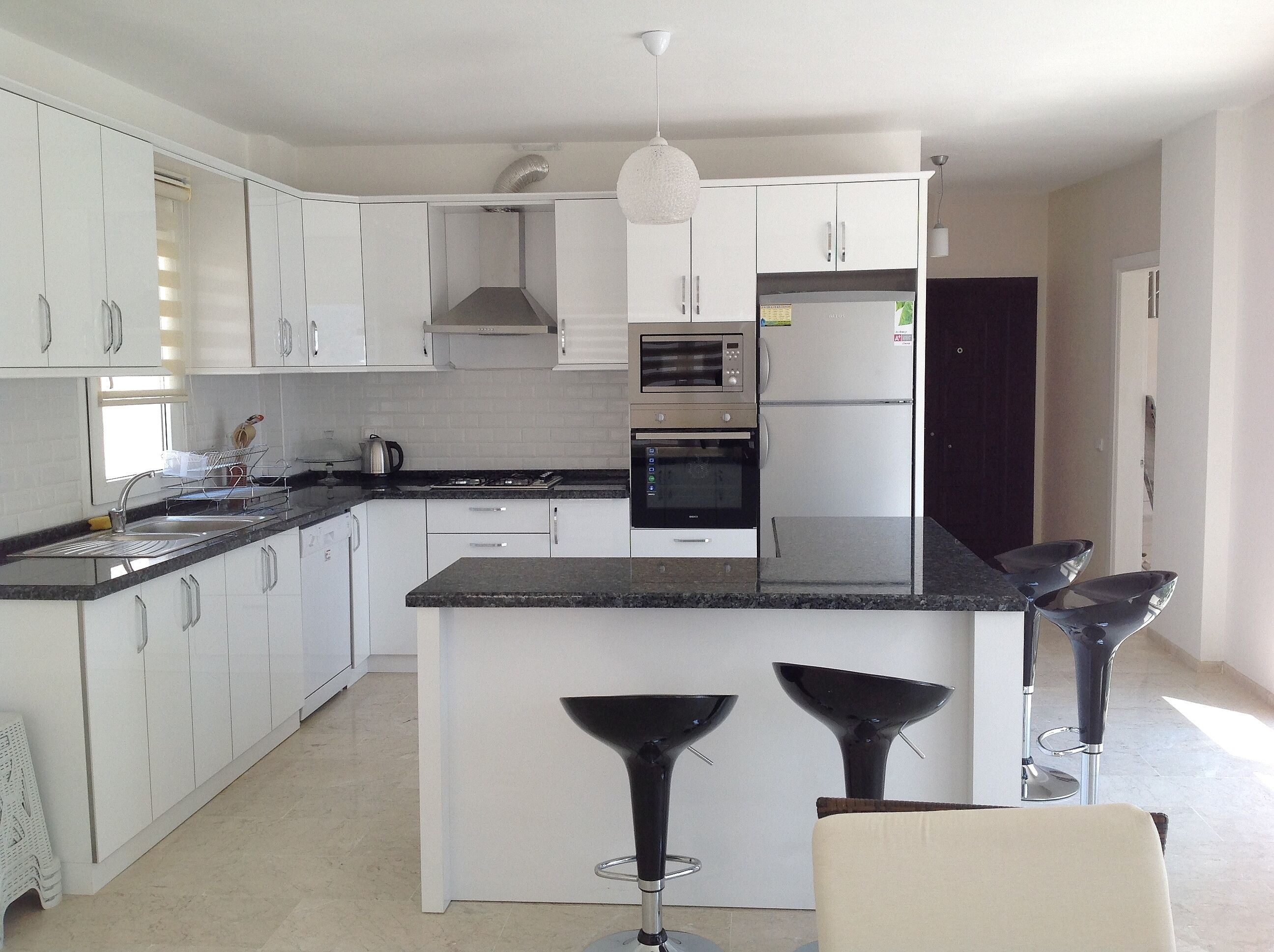 Luxury 6 en-suite bedroom Villa, Pool bar, Games Room, Large private pool