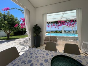 Outdoor dining - Sea Front Villa with Private Pool - Free WiFi (Santa Maria di Leuca)