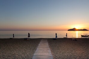 Beach nearby - Agios Georgios Pagi - 2kms from the beach (Agios Georgios Pagi)