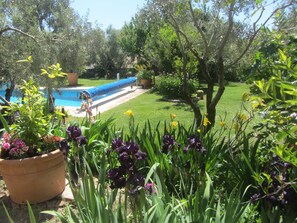Pool - Detached villa with good amenities, private pool, close to Aix en Provence (Coudoux)
