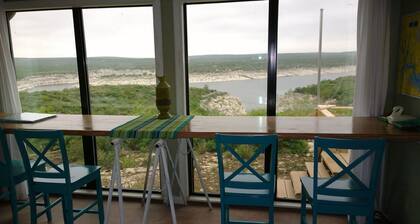WATERFRONT!! Enjoy A Private Waterfront House On Lake Amistad/Devils River