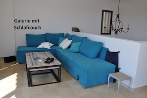 TV, fireplace, DVD player, books - Spacious villa m. Pool, -very close to the beach, family-friendly, wireless (Portocolom)
