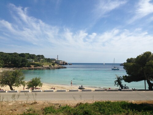 Spacious villa m. Pool, -very close to the beach, family-friendly, wireless