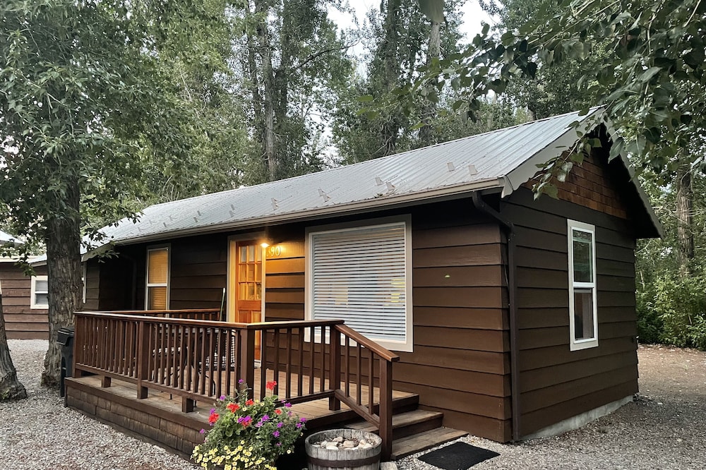 Cozy One bedroom, King bed, One bath house in Hailey near the Big Wood River