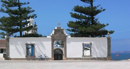 CASA SÃO JOÃO T0 - Cozy studio 100 m from the beach
