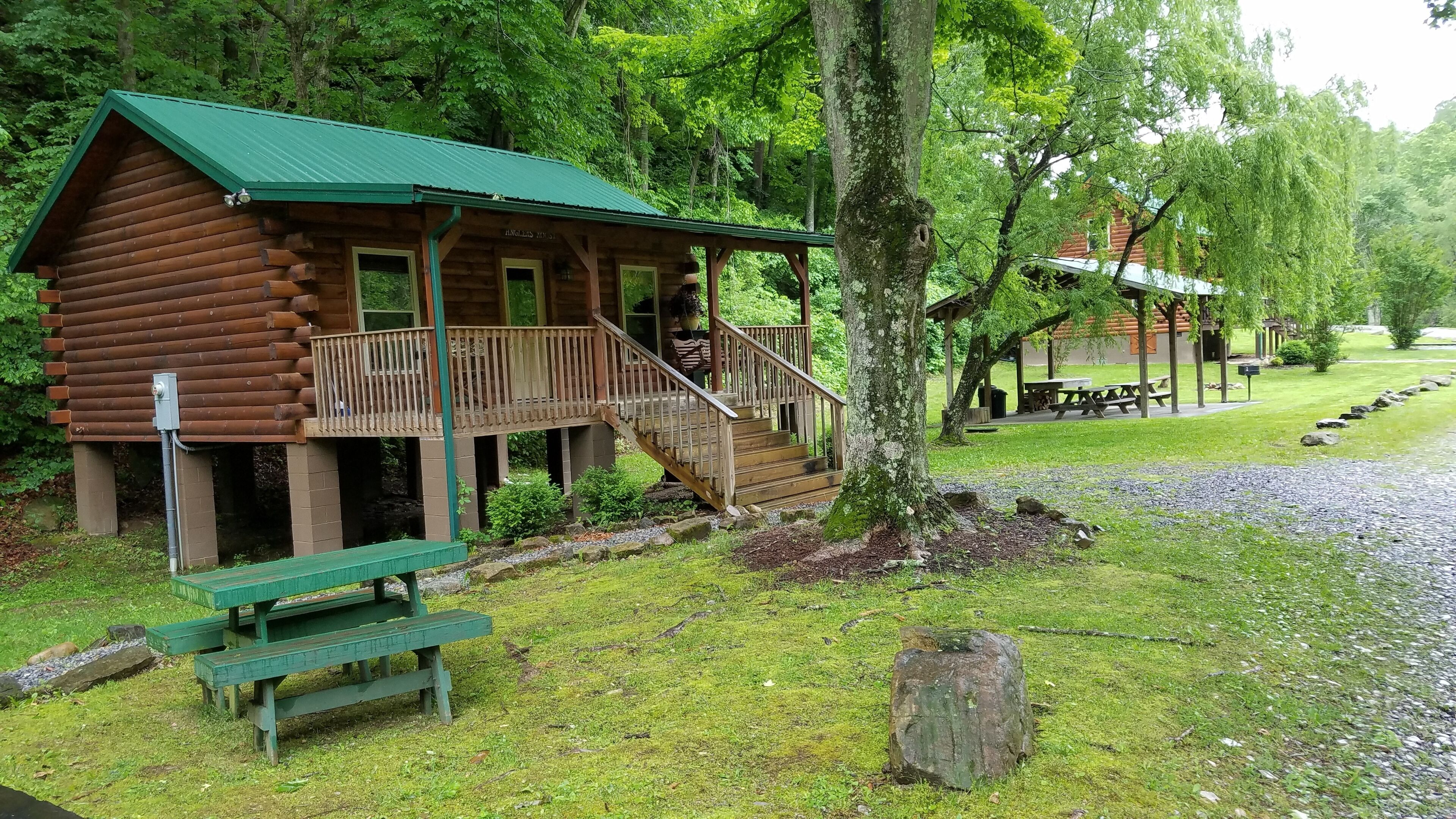 The Anglers' Roost at Walker Creek Retreat
