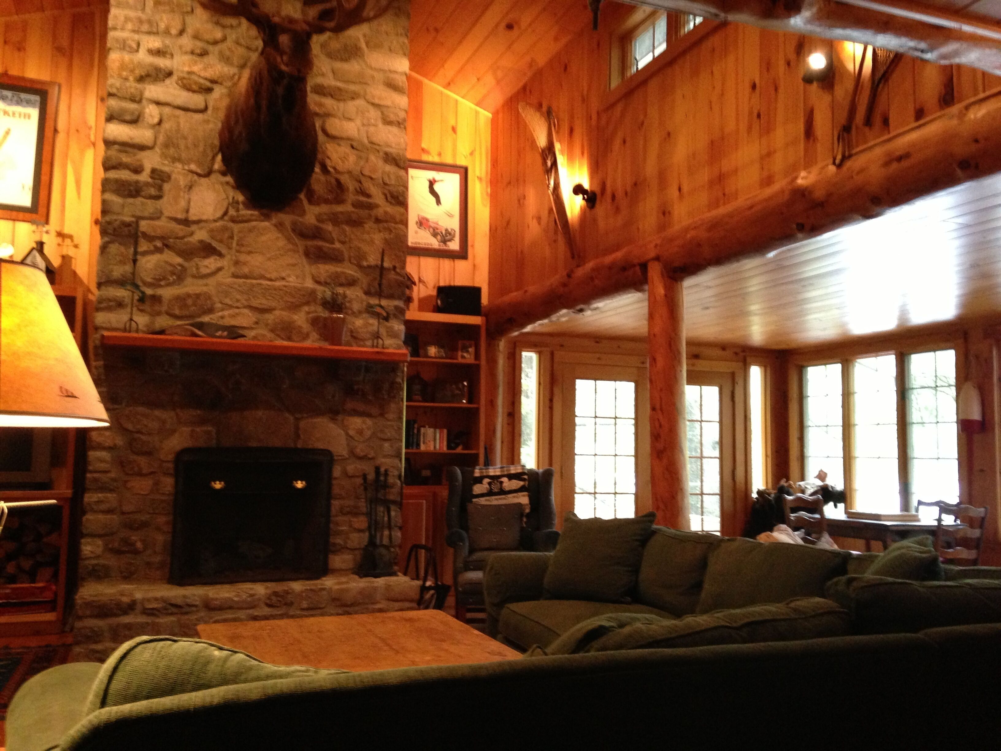 On Moose Pond: Lake/ski house with mountain views!! 