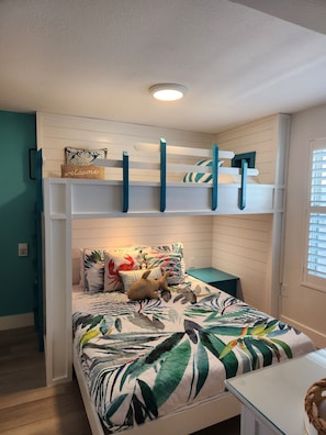 2 chambres, fer et planche à repasser, Wi-Fi, draps fournis