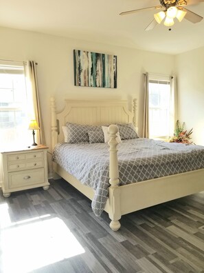 3 bedrooms, desk, iron/ironing board, WiFi