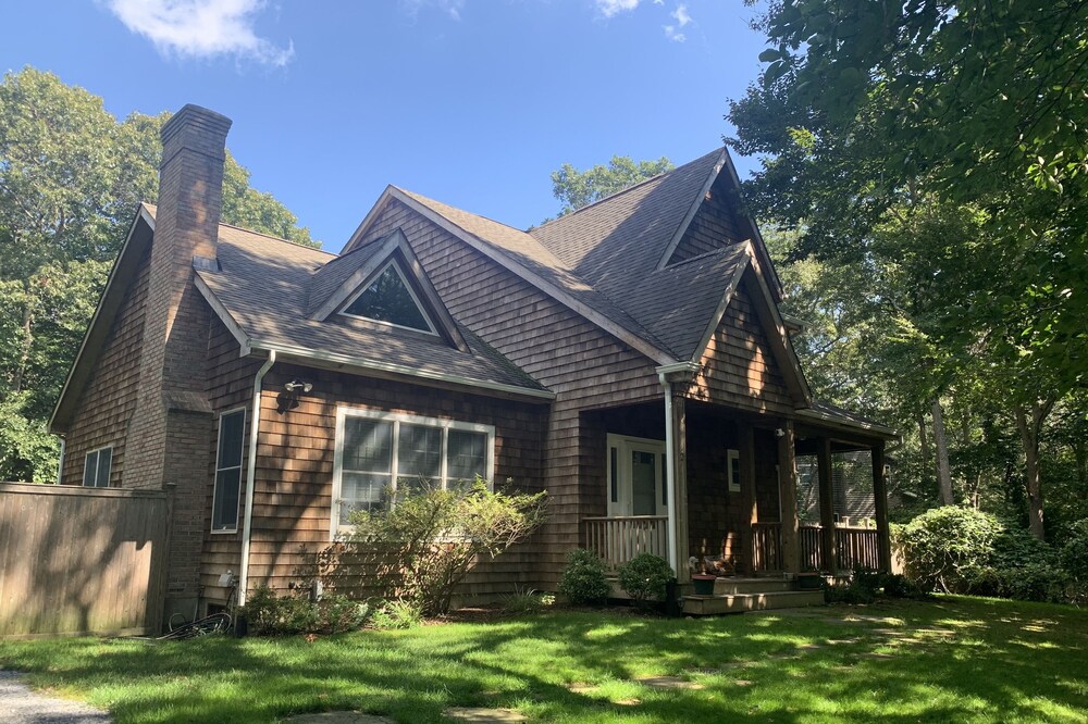Beautiful Home Pool Family Setting Pets Ok Amazing Location-Monthly Rentals