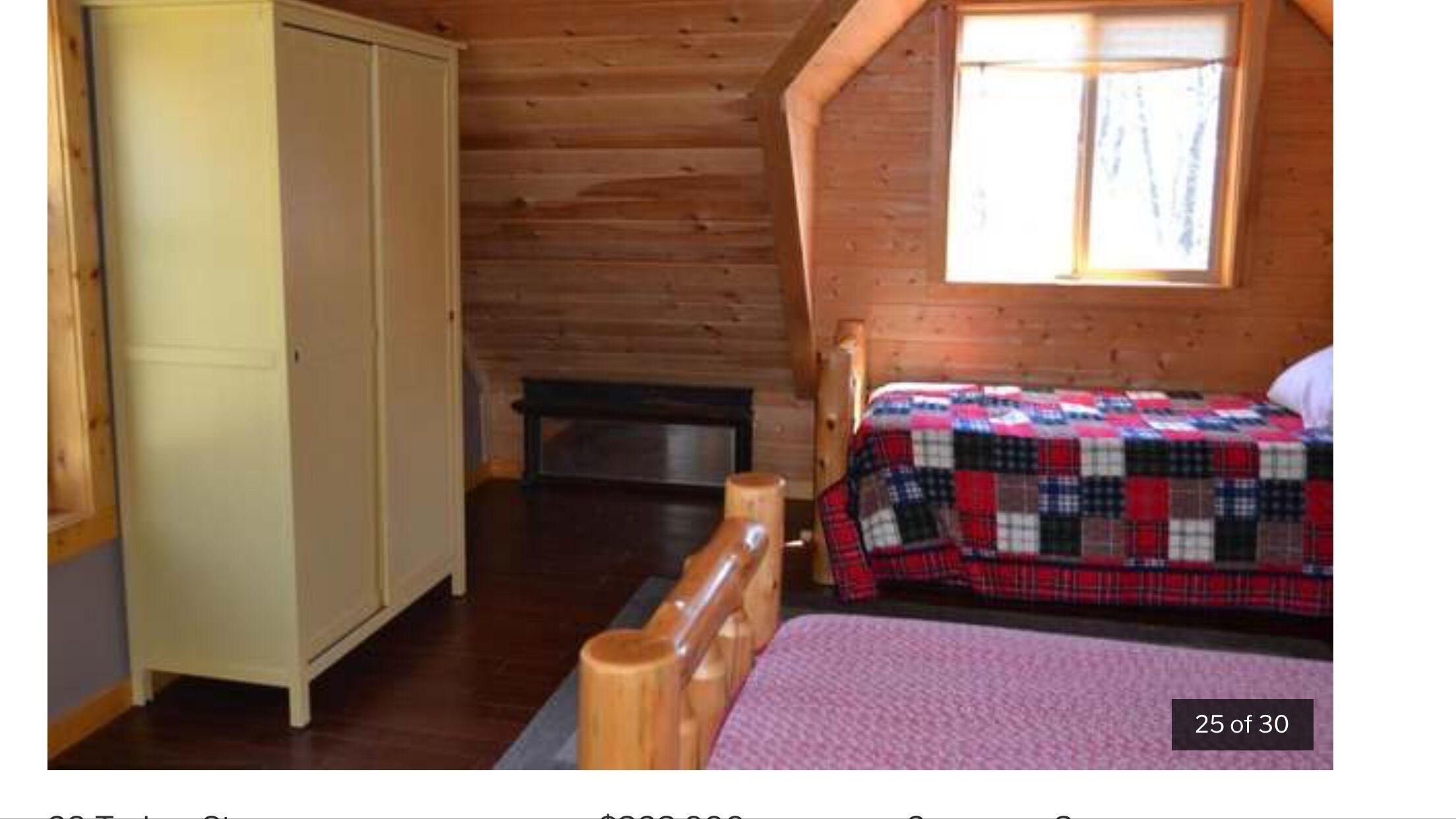 Cozy and Private Log Cabin!