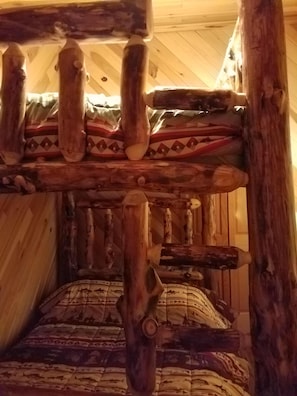 2 habitaciones, wifi gratis y ropa de cama