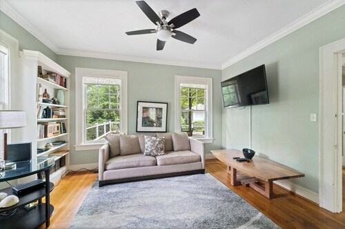 Upea 5 BDR Mansion, Emory, CDC