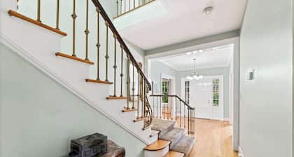 Historic Emory home, sleeps 10