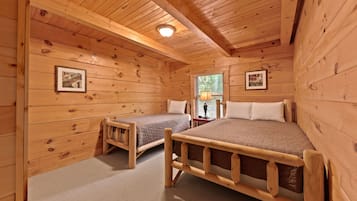 5 bedrooms, iron/ironing board, free WiFi, bed sheets