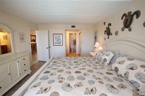 2 bedrooms, iron/ironing board, WiFi, bed sheets - Saida Towers III 505 - Oceanfront Condo With Amazing Views (South Padre Island)
