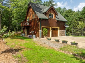 Exterior - The Carriage House.. (Blue Ridge)