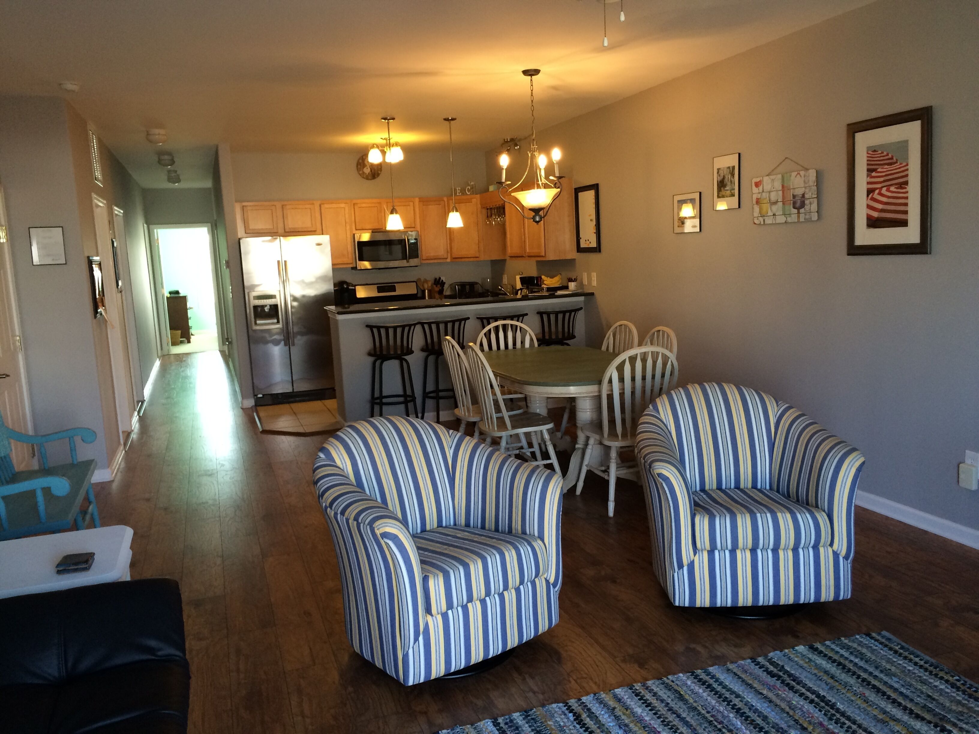 View of water and gorgeous sunset views! Sat-Sat rentals during summer months