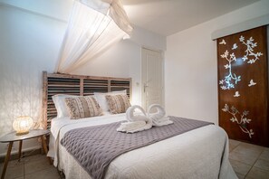 1 chambre, fer et planche à repasser, Wi-Fi, draps fournis