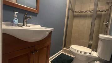 Shower, towels