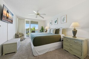 2 bedrooms, desk, iron/ironing board, WiFi - St Pete Isla Bahia Vista 14-562 2/2 Amazing View! (Isla Del Sol)