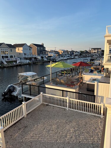 Lagoon Front - Large dock for boating, swimming, fishing and crabbing . 