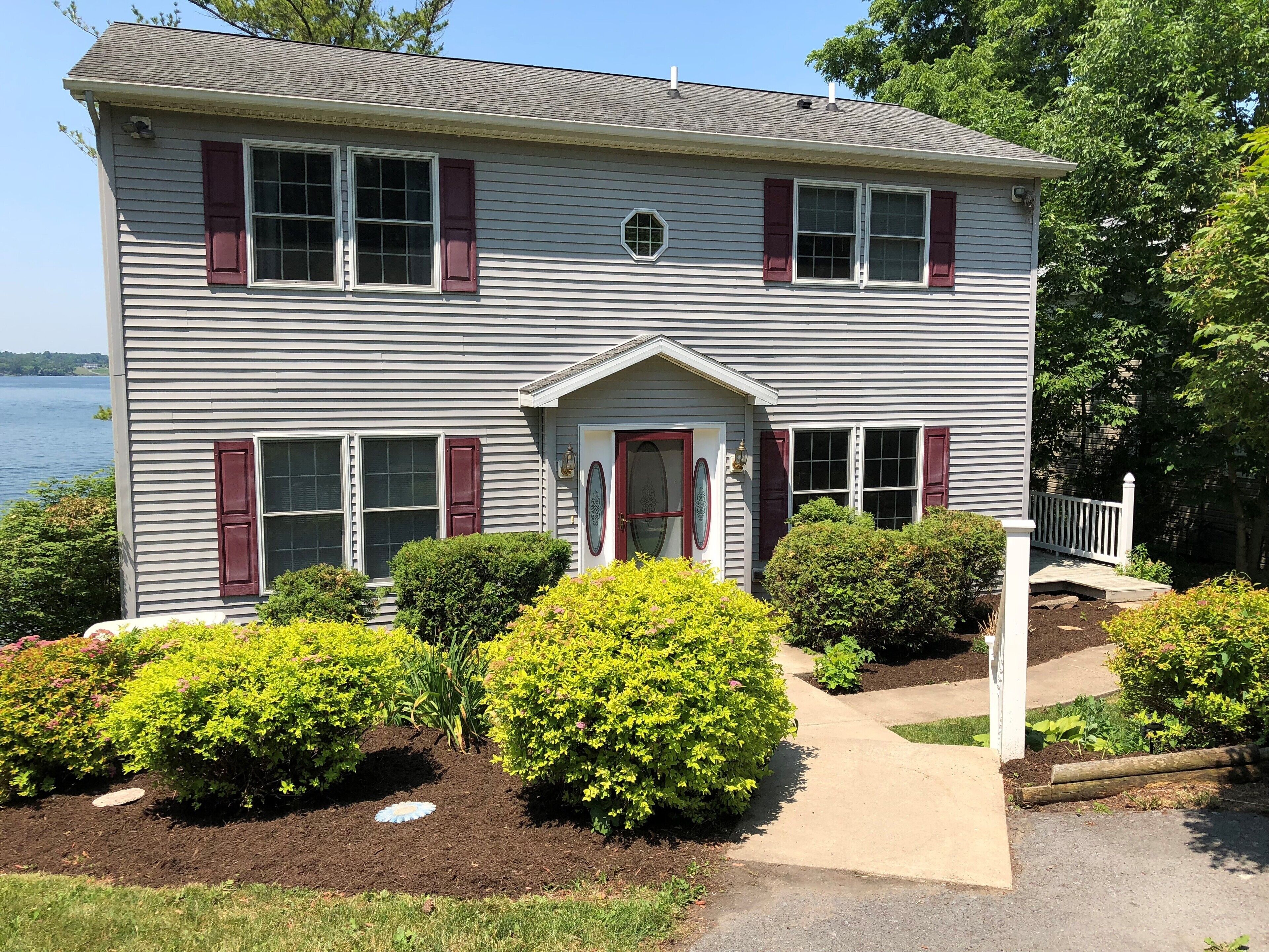 Owasco Lake Beach Front Home with stunning views