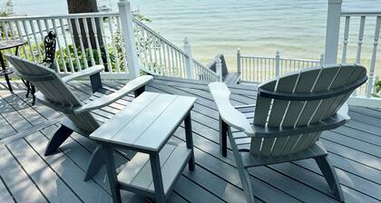 Casa Carmela — Lakefront Home on Owasco Lake — Upscale Stunning Retreat