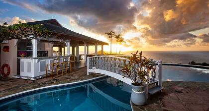 Villa Albatross Nest with Stunning Panoramic Sea View