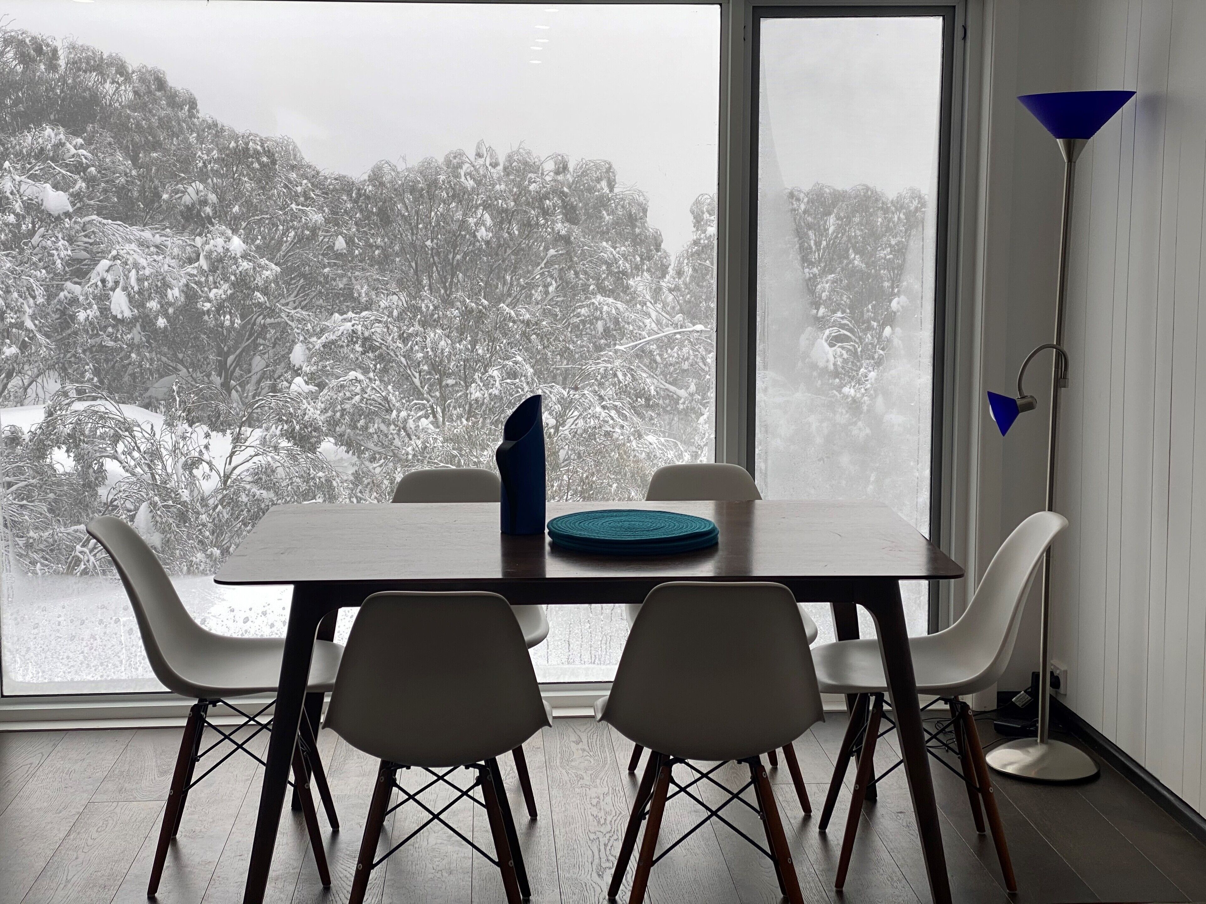 Modern ski in ski out — image 3
