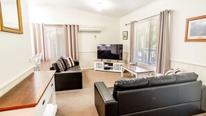Smart TV, DVD player, stereo
