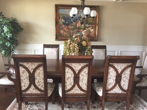 Dining - New Listing! Fully furnished! Available for Master's!! (Augusta)
