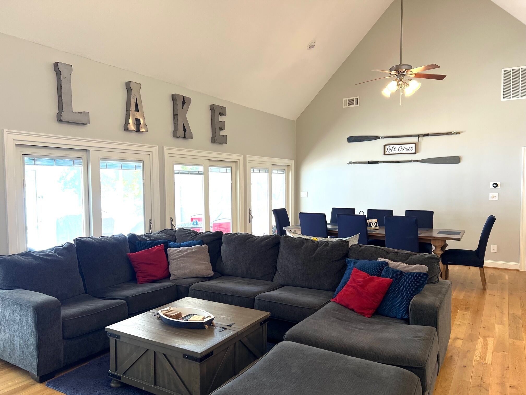 Paradise Point on Lake Oconee with amazing views of the Lake!