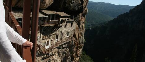 Enceinte de lâhĂ©bergement