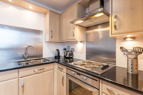 Providing Stylish City Living within the vibrant shore area