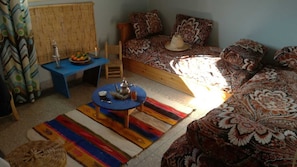 TV, fireplace, video games, DVD player
