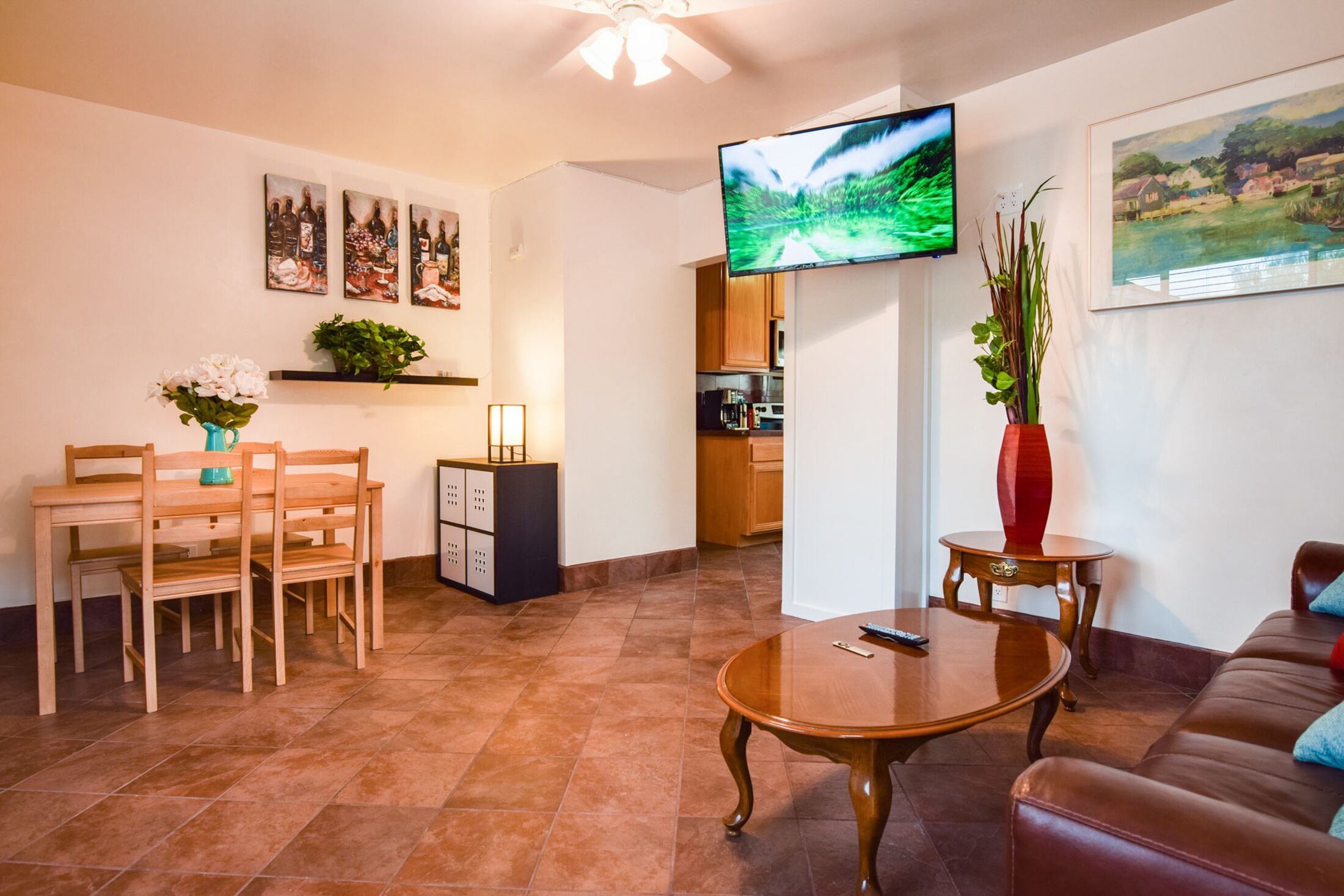 Hilltop Condo with Panoramic View (TDY)