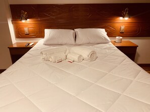 Executive Room, Non Smoking, City View | Hypo-allergenic bedding, down comforters, desk, laptop workspace - Hotel Daylu Cusco (Cusco)