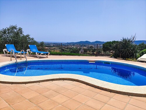 Club Villamar - Jolie villa indépendante, intime et idéale pour des familles avec enfants.