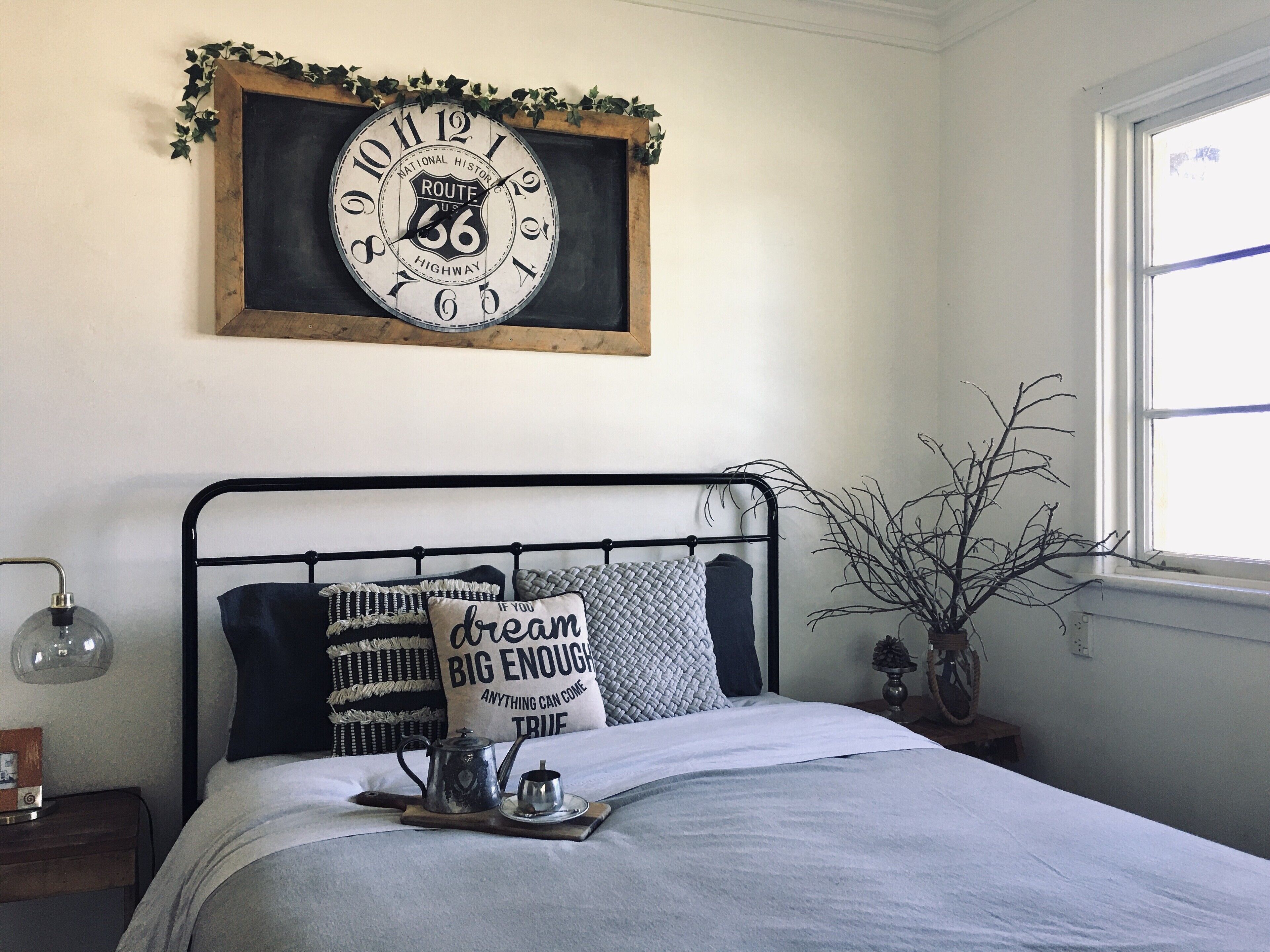 Family fun, entire farm wonderful views. 2hrs from Syd, wifi<br>