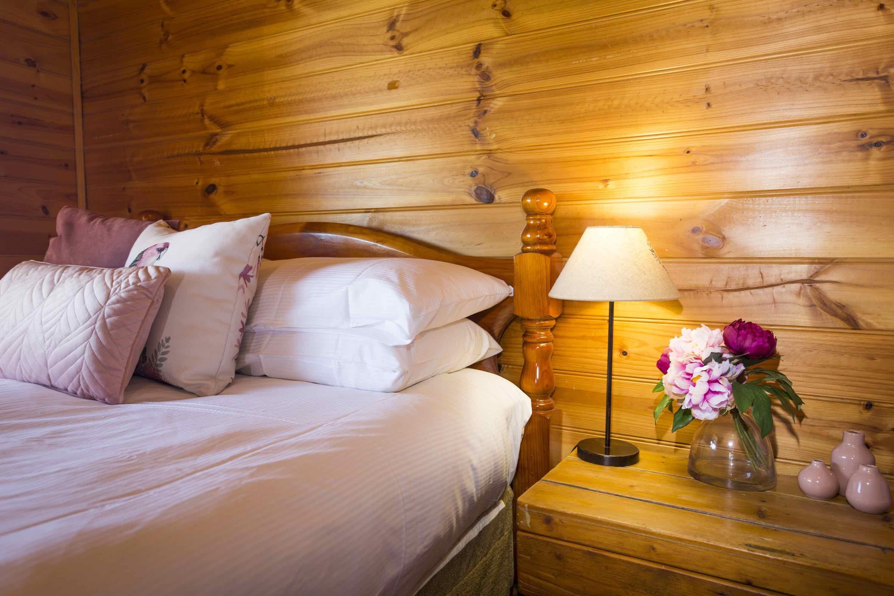 Silky Oak Cottage - Delightful 3 bedroom country cottage on Hermitage Road — image 9
