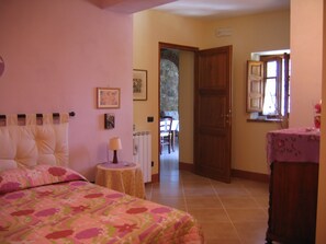 2 bedrooms, iron/ironing board, free WiFi, bed sheets - Francesca 3 Extra Suite pool and whirlpool (Camaiore)