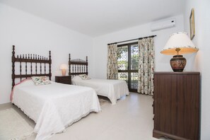 4 bedrooms, iron/ironing board, free WiFi, bed sheets - Villa Joselina | 4 Bedrooms | Golf Views | Vilamoura (Vilamoura)