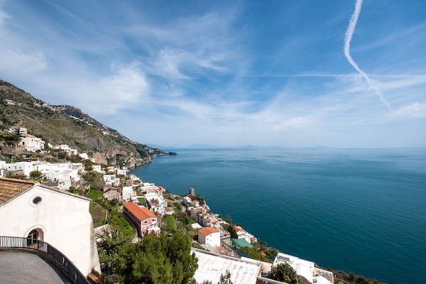 Vue depuis lâhĂ©bergement