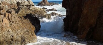  Stunning End of Terrace House; Fab Sea Views, Shared Community  Pool  HUTG 0065