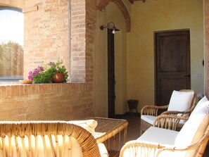Terrace/patio - your little dream in the heart of Tuscany (Monteroni d'Arbia (Siena))