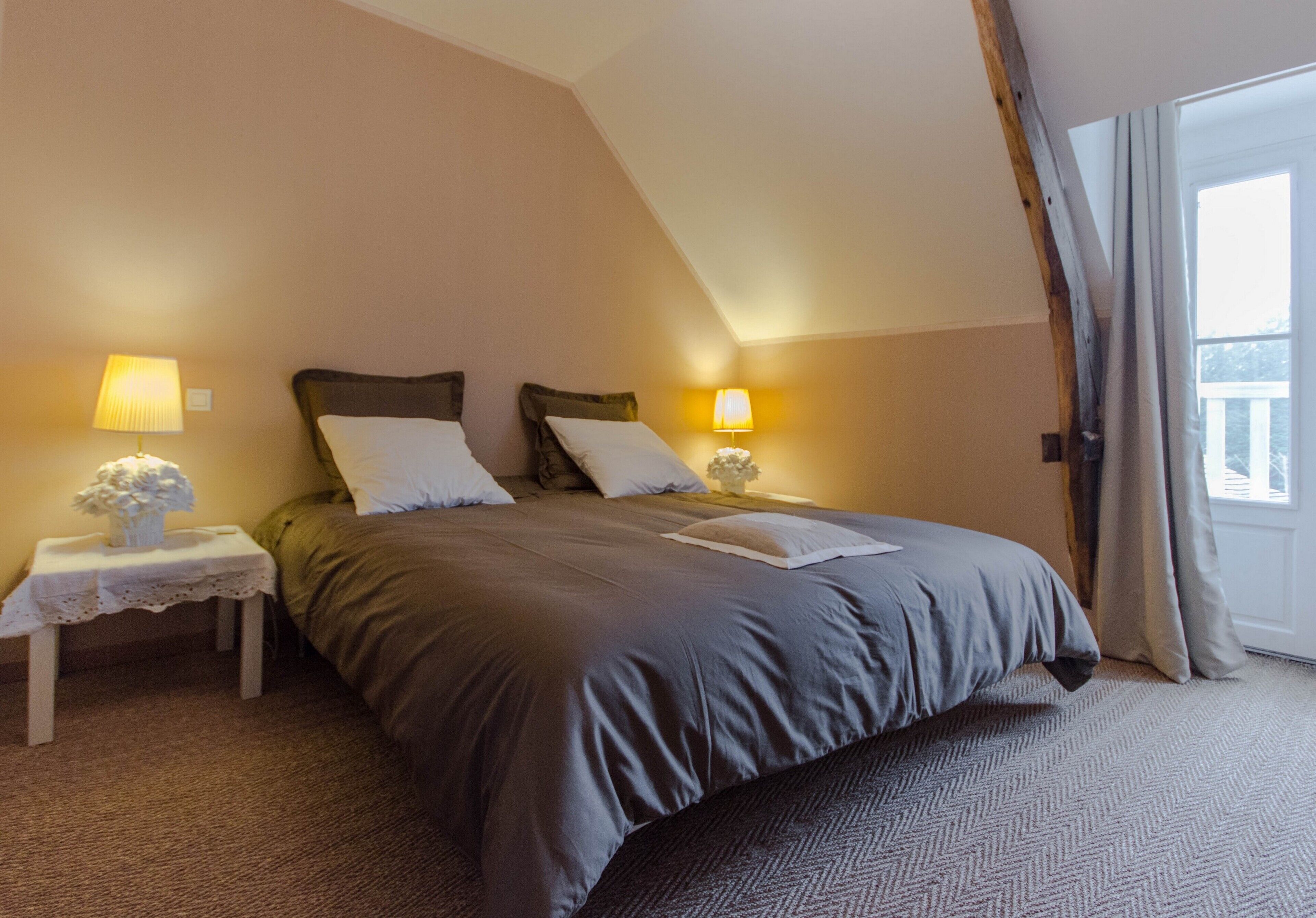 comfortable cottage, quiet, with sauna, gardens, near Saint-Malo and Rance